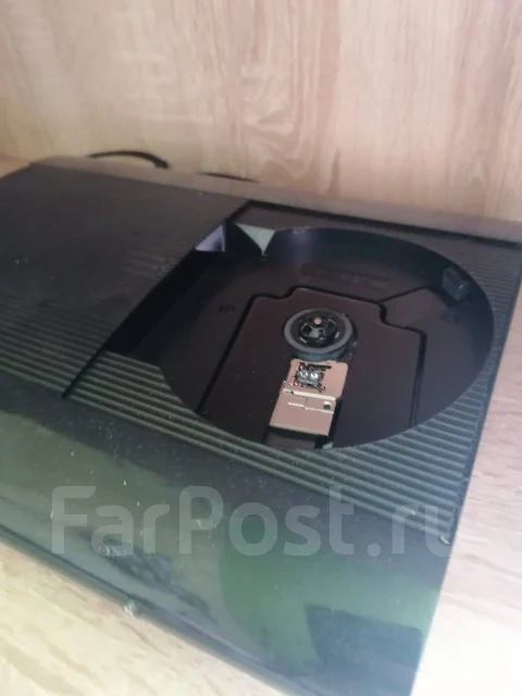 Sony PlayStation 3 Slim ����