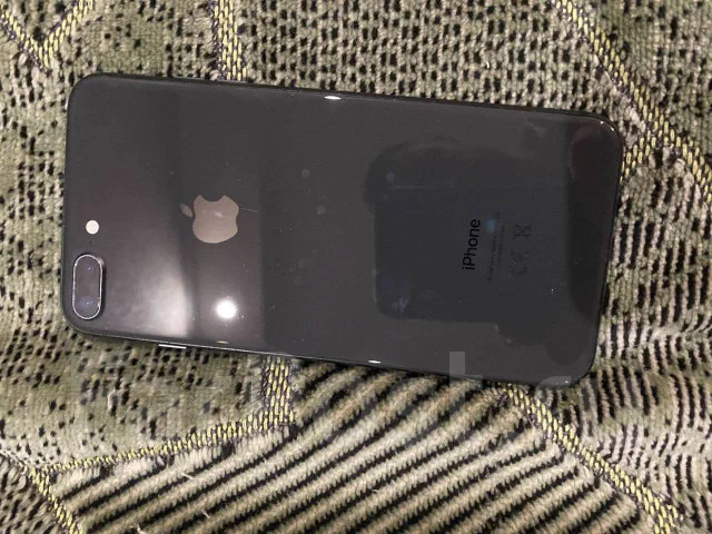 Apple iPhone 8 Plus. �/�, ������, 4G LTE ����