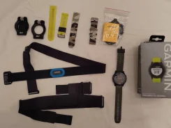 Garmin Forerunner 935. GPS, IP68 ����