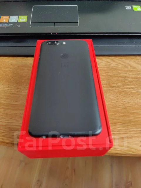 OnePlus 5T. �/�, 64 ��, ������ ����