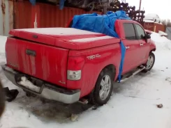 Toyota Tundra ����