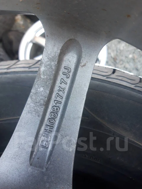 Lizea. 7.0x17", 5x100, ET50, �� 64,1���. ����
