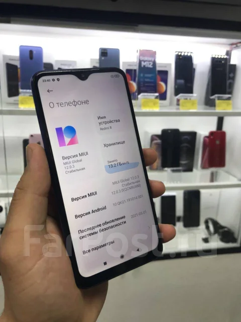 Xiaomi Redmi 8. �/�, �����, 3G, 4G LTE, Dual-SIM, ���������� ����