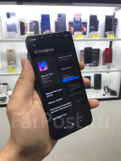 Xiaomi Pocophone F1. �/�, ������, 3G, 4G LTE, Dual-SIM, ����������, NFC ����
