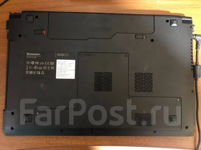 Lenovo B570e. 15.6", 1,5����, ��� 4 ��, ���� 500���, WiFi: 1, Bluetooth: 1, ����������� �� 4��. ����