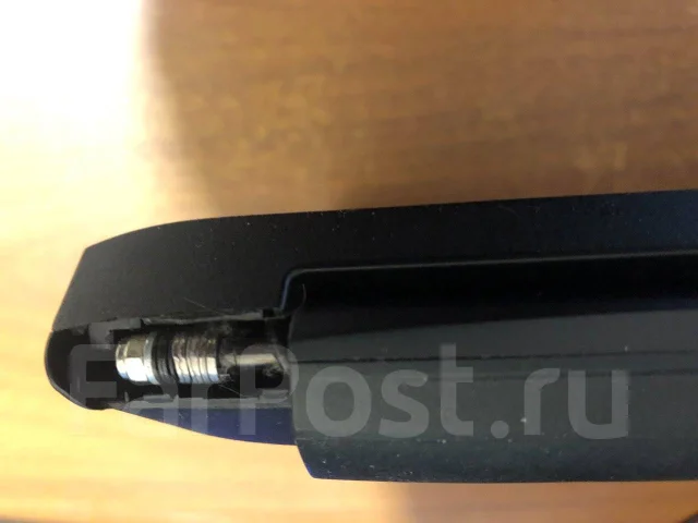Lenovo B570e. 15.6", 1,5����, ��� 4 ��, ���� 500���, WiFi: 1, Bluetooth: 1, ����������� �� 4��. ����