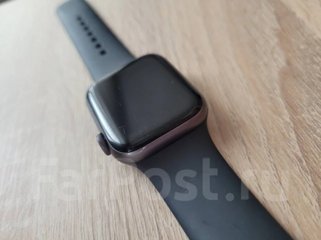 Apple Watch Series 4. GPS ����