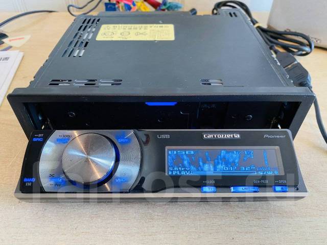 Pioneer Carrozzeria DEH-P630 / USB, CD, MP3, AUX, iPod / iPhone, 1