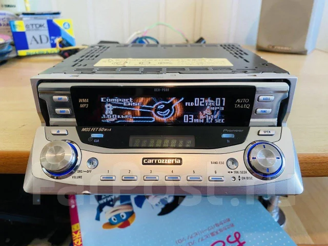 Pioneer Carrozzeria DEH-P088 DSP, CD, MP3, WMA, AAC, WAV, AUX, 1