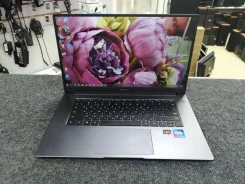Honor MagicBook 15. 15.6", 2,1����, ��� 8 ��, WiFi: 1, Bluetooth: 1 ����