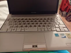 Toshiba Dynabook SS. 12", 1,2����, ��� 256 �� � ������, ���� 2���, WiFi: 1, ����������� �� 2��. ����