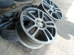 RAYS Versus Spada. 7.0x17", 5x100, ET48, �� 66,1���. ����