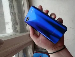 Honor 10. �/� ����
