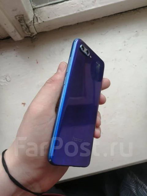Honor 10. �/� ����