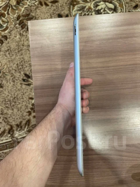Apple iPad 4 ����