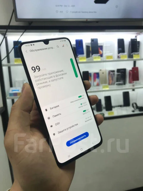 Samsung Galaxy A70. �/�, �����, 3G, 4G LTE, Dual-SIM, ����������, NFC ����