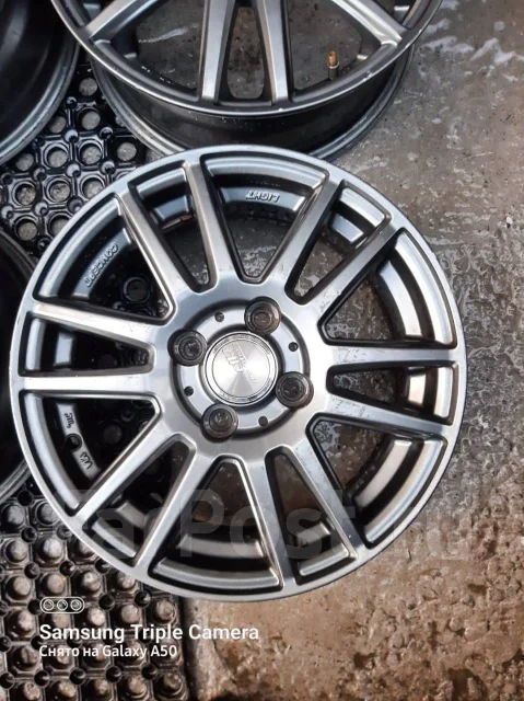 Devino. 5.5x14", 4x100, ET43, �� 67,1���. ����