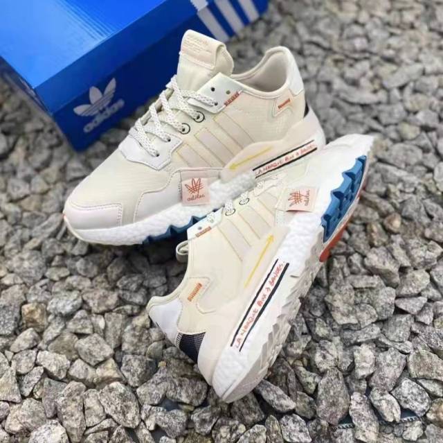 Adidas Nite Jogger 44 4 990