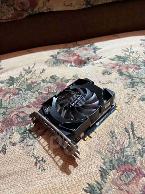 GeForce GTX 1050 Ti ����