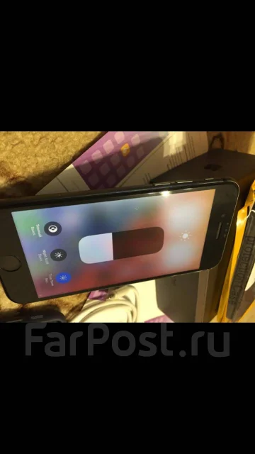 Apple iPhone 8. �/�, ������, 3G, 4G LTE, 5G, ����������, NFC ����