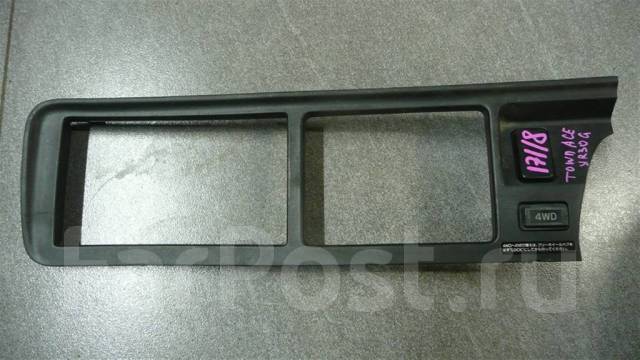 Votex golf 2 центральная консоль. Консоль под магнитолу ваз 2105. Центральная консоль 2105 на 2101. Переходная рамка для 2 din автомагнитолы тойота камри 30. Под магнитофон.