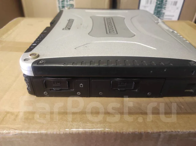 Panasonic Toughbook CF-19 MK8. 11.1", 2,7����, ��� 4 ��, ���� 500���, WiFi: 1, Bluetooth: 1, ����������� �� 8��. ����