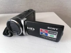 Sony HDR-CX200E. ����� 4-� ��, � ���������� ����