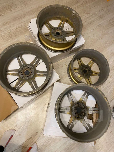 Sparco Rally. 7.5x17", 5x100, ET-48 ����