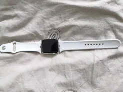 Apple Watch Series 3. GPS, NFC, IP67, IP68 ����