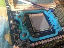 Socket AM3 ����