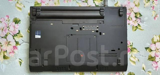 Lenovo ThinkPad X230. 12", 2,9����, ��� 16 ��, ���� 240���, WiFi: 1, Bluetooth: 1, ����������� �� 3��. ����