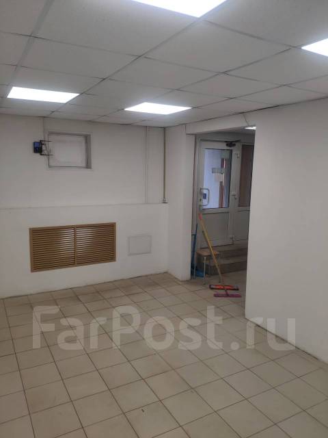 Нежилое помещение на Кирова отдельный вход, вторая речка, 57,0 кв. м ...