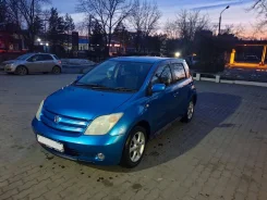 Toyota ist. �������, ��������, 1.3 (87��.�.), ������, 185 000����. �� ����