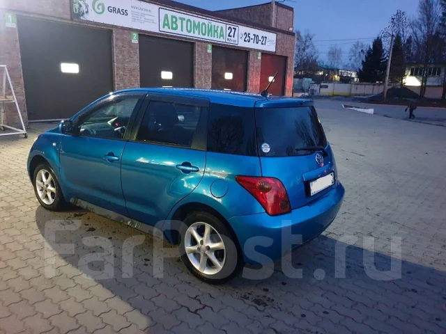 Toyota ist. �������, ��������, 1.3 (87��.�.), ������, 185 000����. �� ����