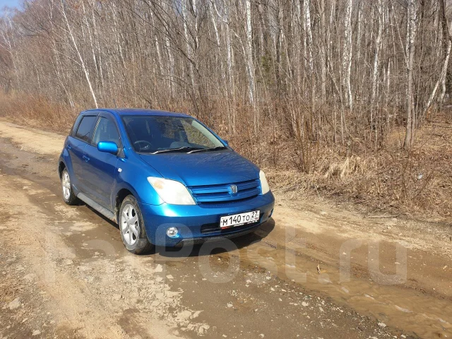 Toyota ist. �������, ��������, 1.3 (87��.�.), ������, 185 000����. �� ����