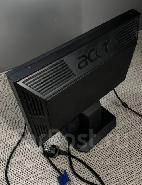 Acer. 19", ���������� �� (LCD, LED, QLED) ����
