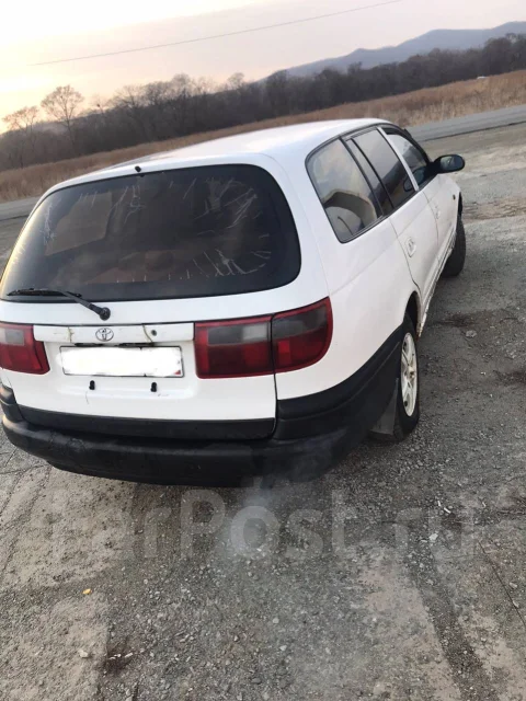 Toyota Caldina. ��������, ��������, 1.5 (100��.�.), ������, 250 000����. �� ����