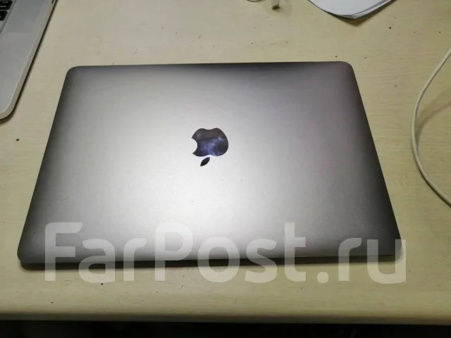 Apple MacBook 12 2015 Early. 12", 1,2����, ��� 8 ��, ���� 512���, WiFi: 1, Bluetooth: 1, ����������� �� 7��. ����