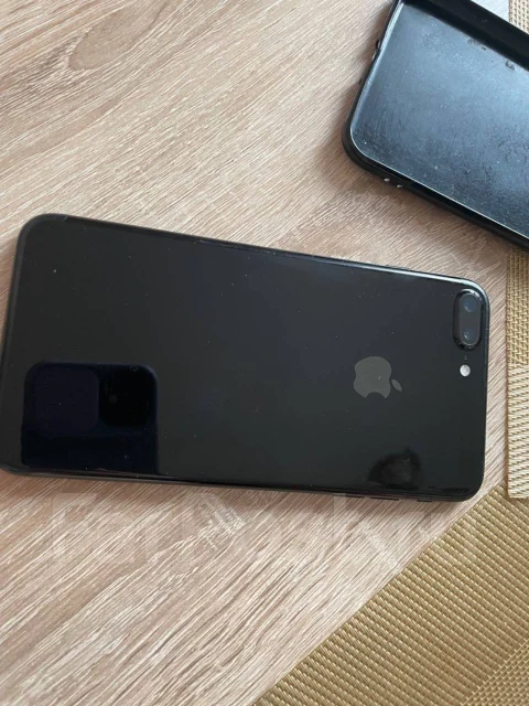Apple iPhone 7 Plus. �/�, ������, 3G, 4G LTE ����