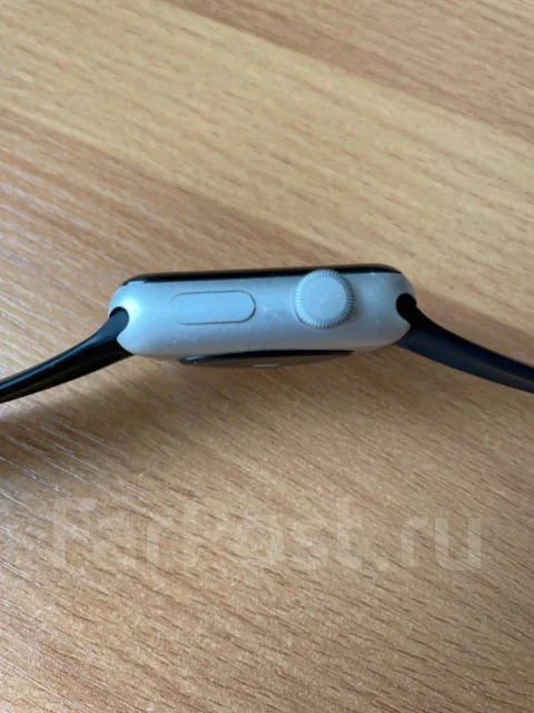 Apple Watch Series 3. GPS, NFC, IP68 ����