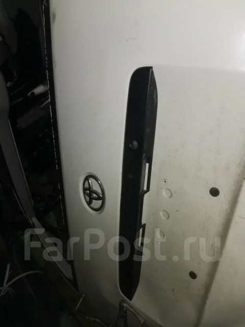 Toyota Hiace Van. KDH206, 1KD ����