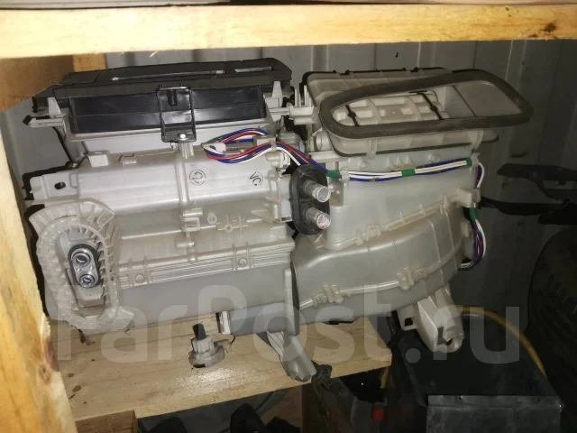 Toyota Hiace Van. KDH206, 1KD ����