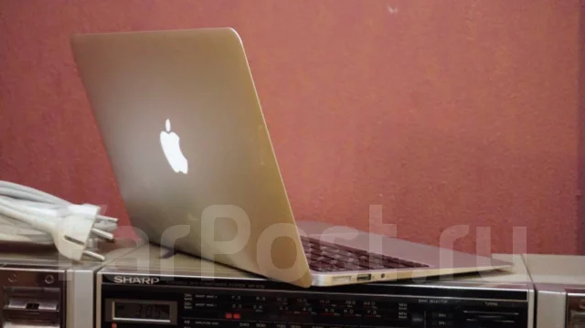 Apple MacBook Air 11 2013 Mid. 11.6", 1,3����, ��� 4 ��, WiFi: 1, Bluetooth: 1 ����