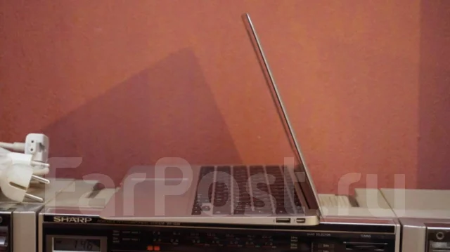 Apple MacBook Air 11 2013 Mid. 11.6", 1,3����, ��� 4 ��, WiFi: 1, Bluetooth: 1 ����