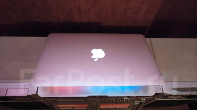 Apple MacBook Air 11 2013 Mid. 11.6", 1,3����, ��� 4 ��, WiFi: 1, Bluetooth: 1 ����