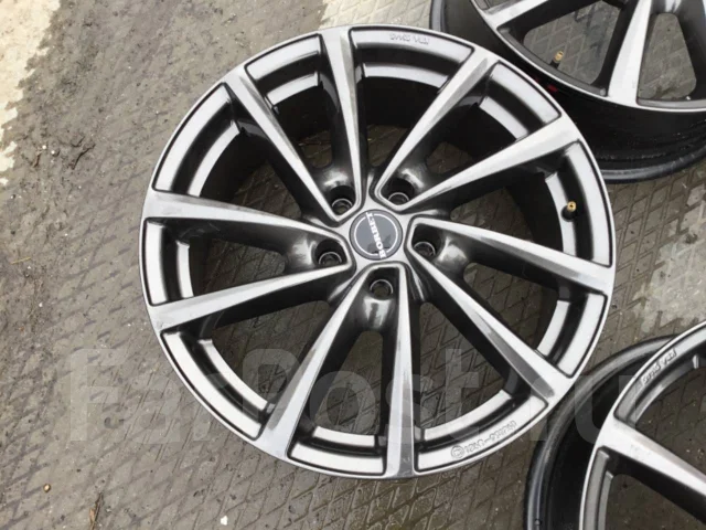Borbet. 7.0x18", 5x108, ET38 ����