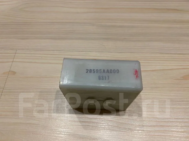 Блок управления центральным замком 28595-AA000 Nissan Skyline ER34 ...