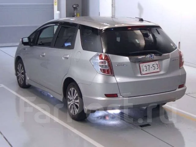 Honda Fit Shuttle. ��������, ��������, 1.3 (88��.�.), ������, 96����. ��, �/�. ��� ����� �� ������������ ����