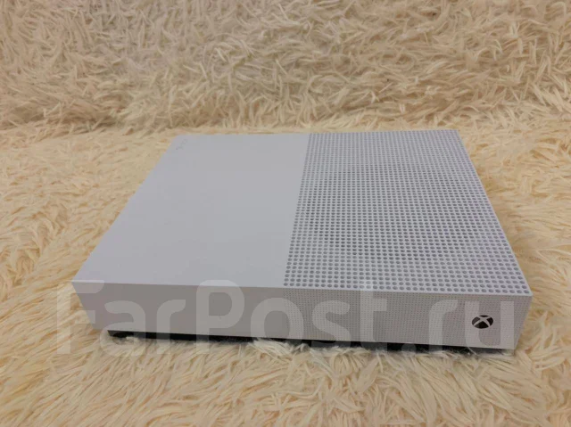 Microsoft Xbox One S ����