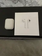 Apple AirPods ����